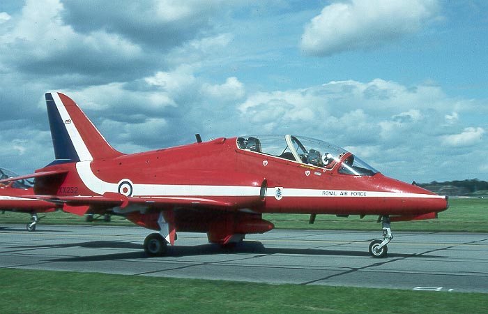 xx252.JPG (60447 bytes)