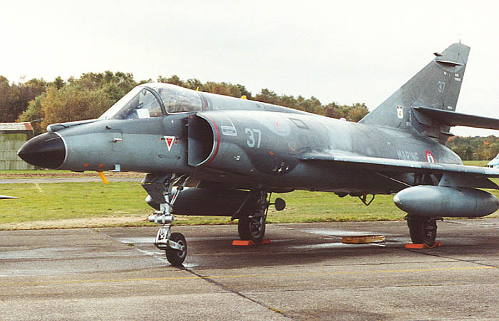 etendard.JPG (73462 bytes)