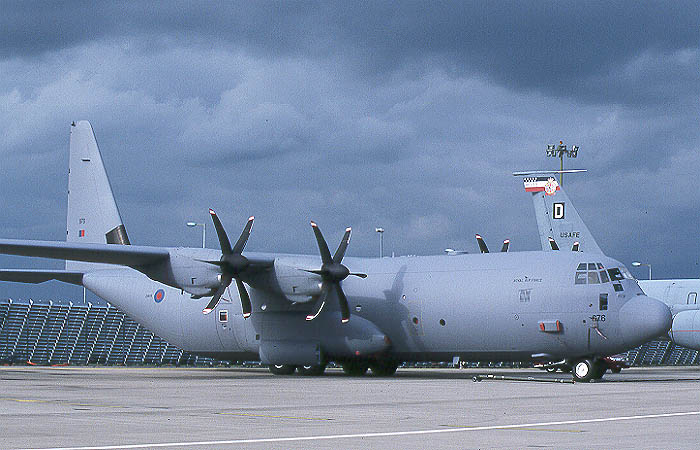 c130j.JPG (77585 bytes)