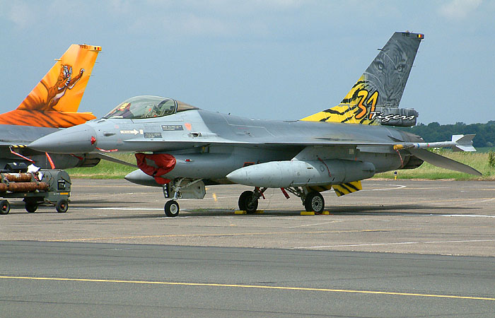 F-16AM FA-122