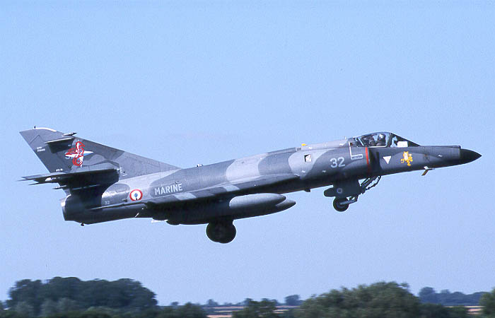 etendard.JPG (39978 bytes)