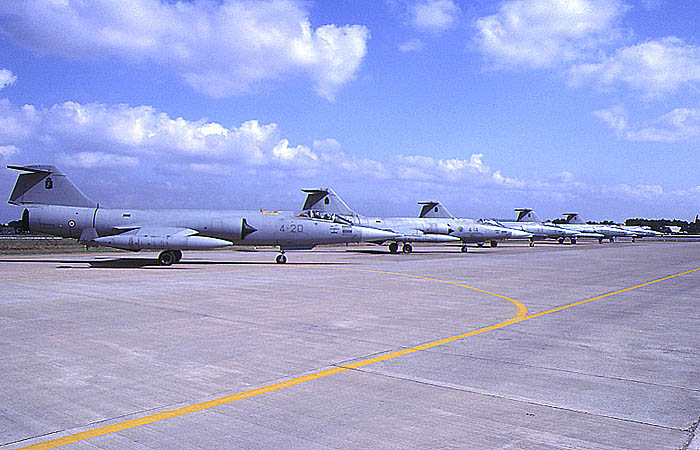 5 F-104S-ASA.JPG (82569 bytes)